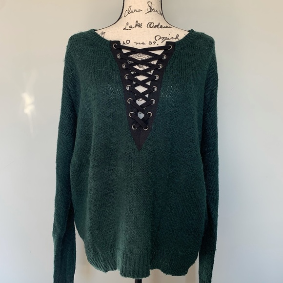 Lace-up Sweater - Picture 4 of 5